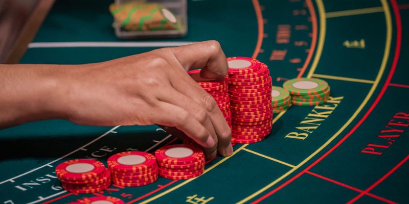 Luật chơi Baccarat cơ bản mà anh em cần biết